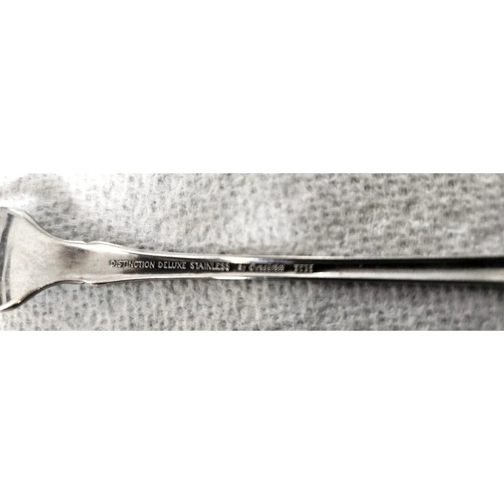 Oneida Raphael Distinction Deluxe Cocktail Seafood Forks Stainless Lot of 8